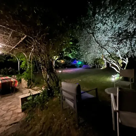 Mas Redortier Bed & Breakfast *